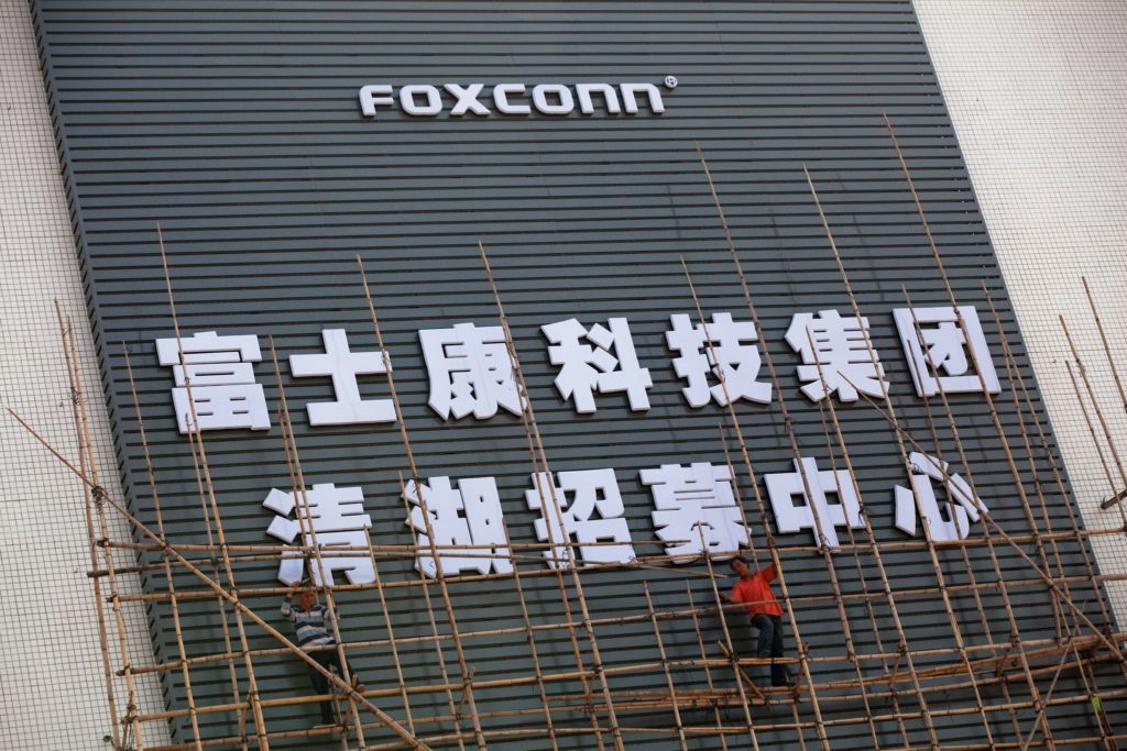 Foxconn propustí zaměstnance